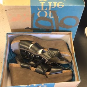 BNIB Otbt wedges sz 10
